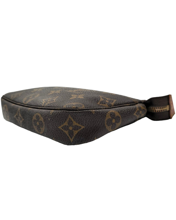 Louis Vuitton Mini Pochette Accessories - Monogram Louis VuittonMini Pochette Accessories - MonogramMini Pochette Accessories - MonogramForgotten Luxuries Forgotten Luxuries