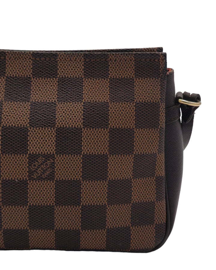 Louis Vuitton Trousse Makeup Pouch - Damier Ebene Louis VuittonTrousse Makeup Pouch - Damier EbeneTrousse Makeup Pouch - Damier EbeneForgotten Luxuries Forgotten Luxuries