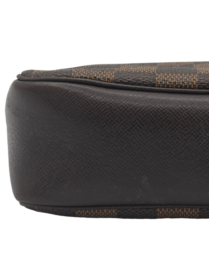 Louis Vuitton Trousse Makeup Pouch - Damier Ebene Louis VuittonTrousse Makeup Pouch - Damier EbeneTrousse Makeup Pouch - Damier EbeneForgotten Luxuries Forgotten Luxuries